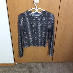 Snake skin pattern striped sweater
